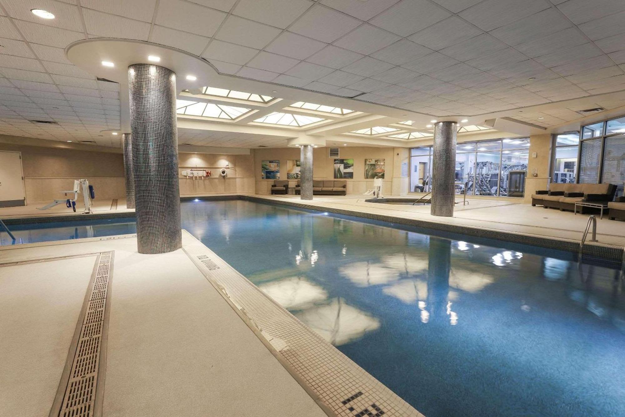 Radisson Plaza Hotel And Suites Kalamazoo Ngoại thất bức ảnh
